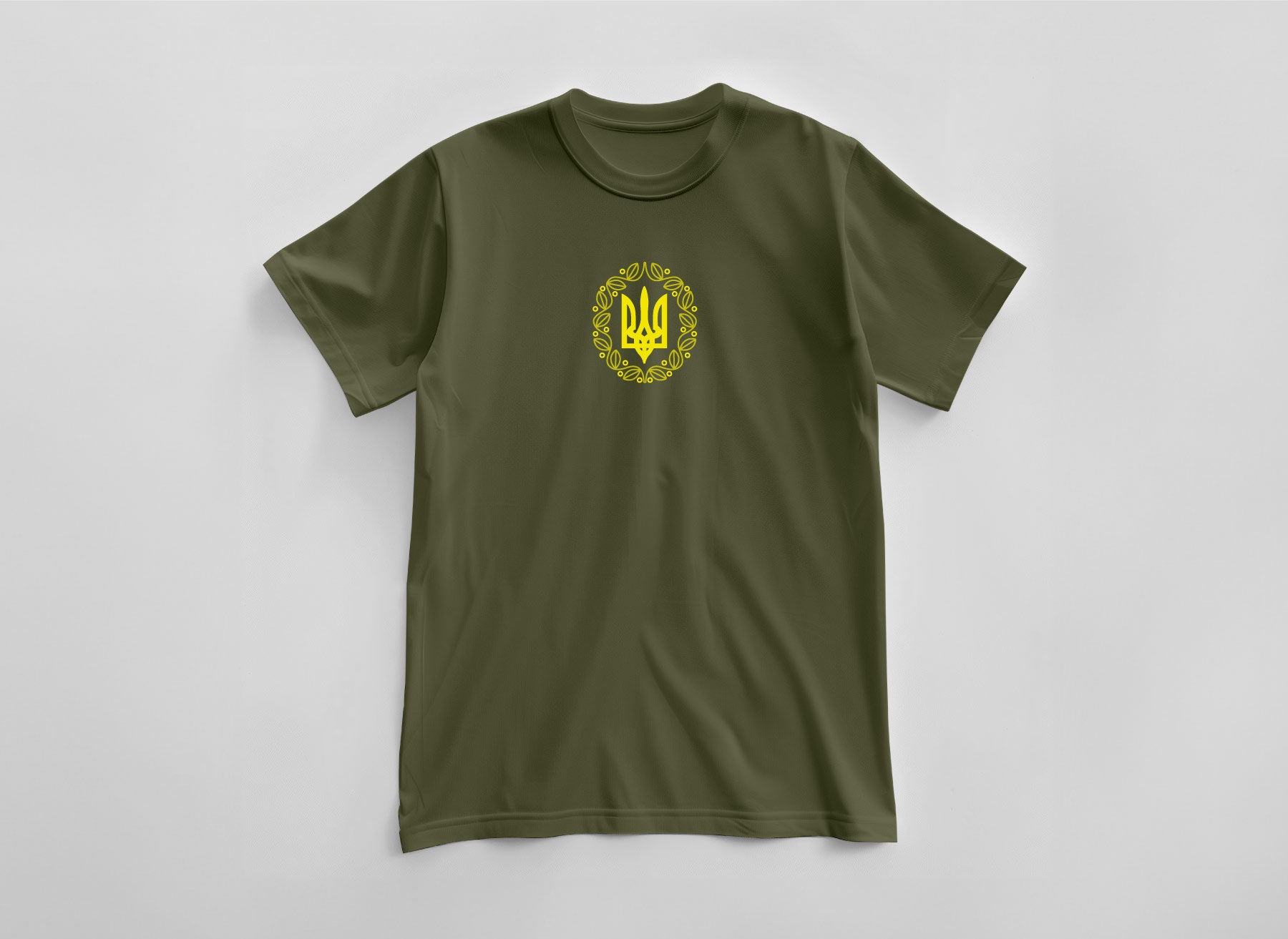 T-shirt "Trident in ornament"